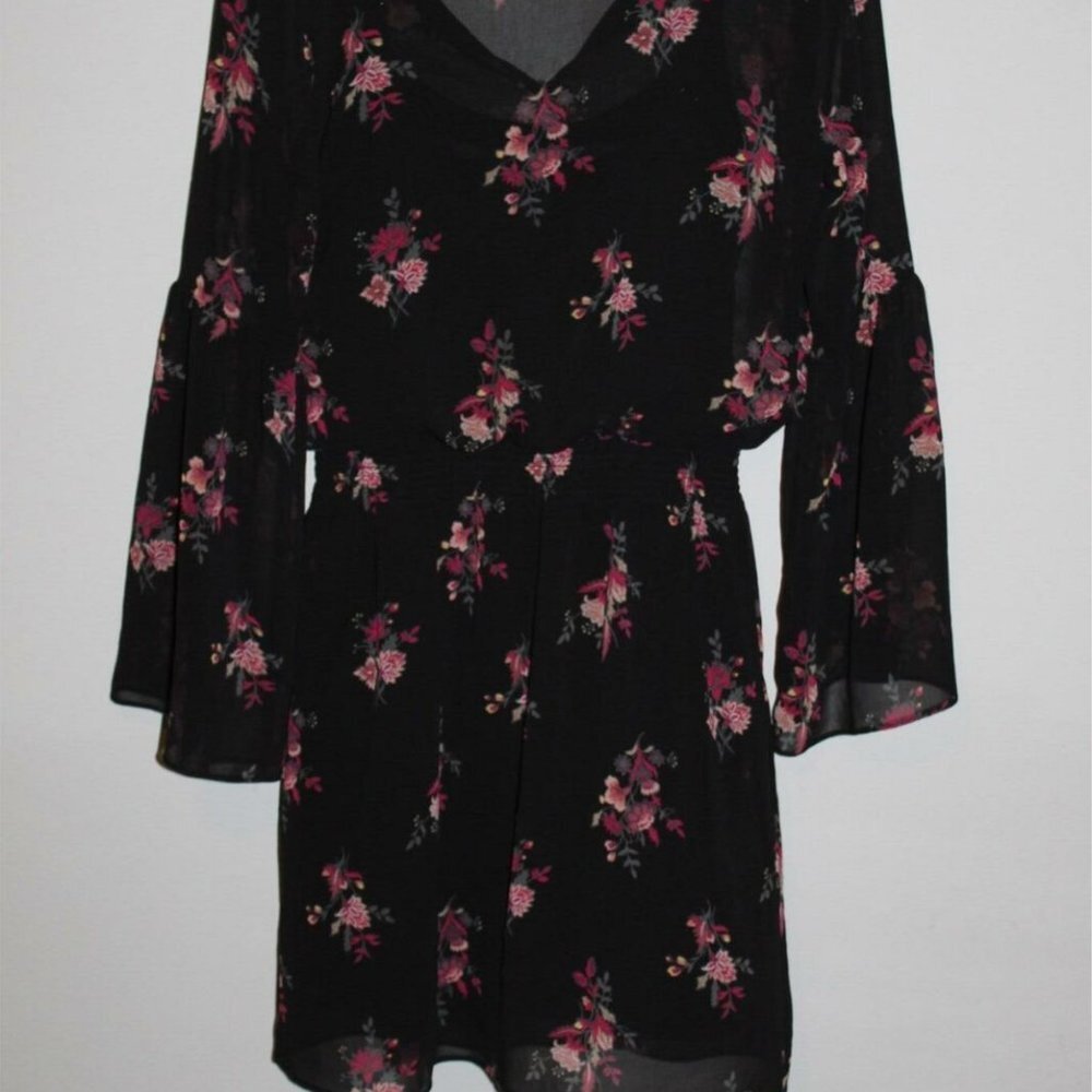 ✨2/$20 WHBM Floral Bell Sleeve Printed Dress HW8554 - Picture 3 of 5